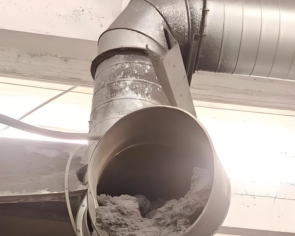 Dust accumulation in the pipeline
